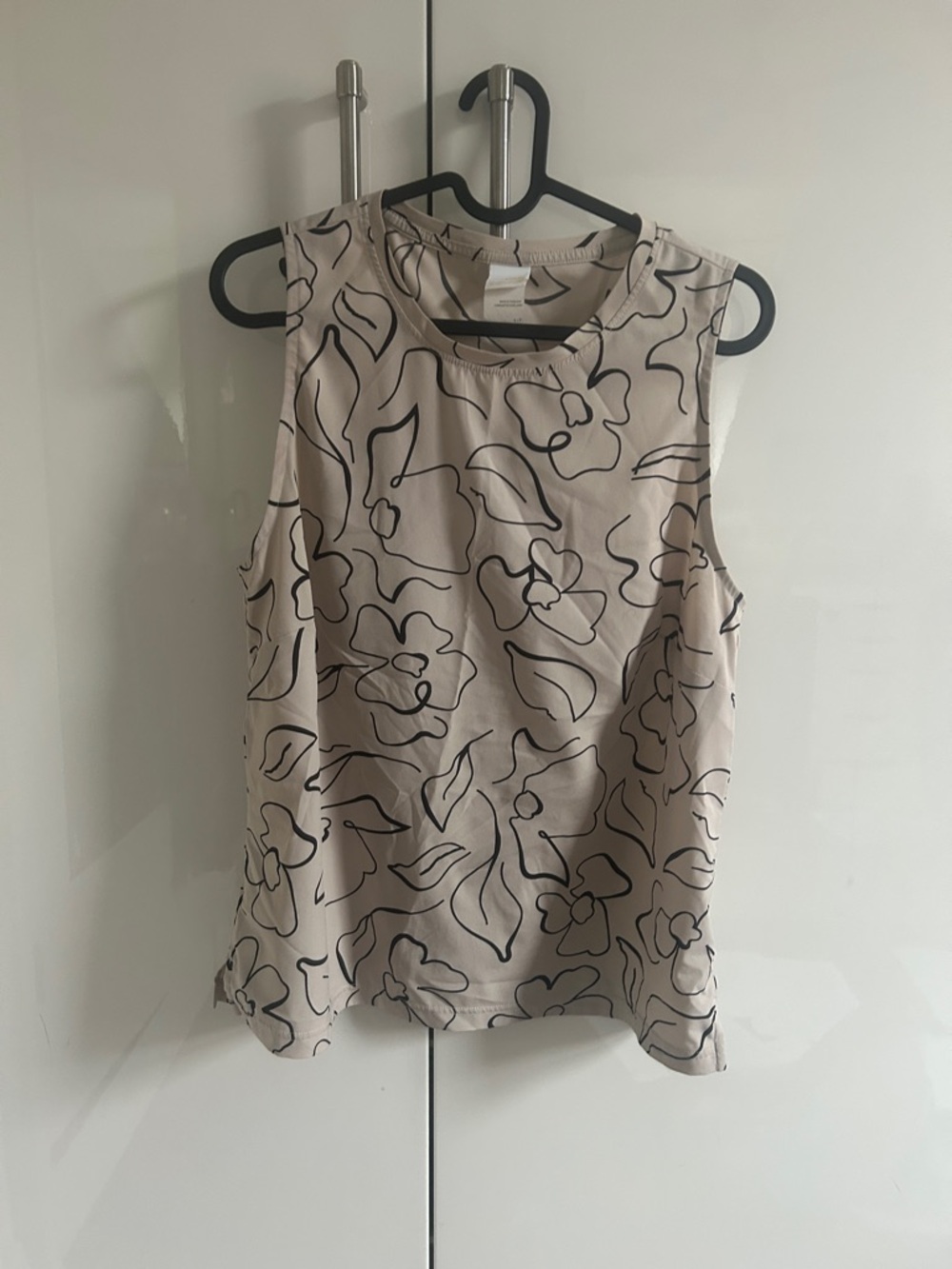 Lole Sleeveless Floral Line Art Tank Top - Beige